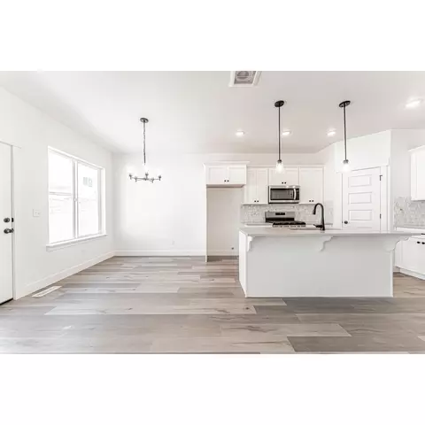 Dining - 4605 S Olive Ave, Mapleton, UT 84664 photo 1 of 1