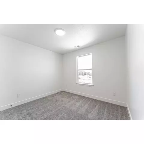 Bedroom - 4605 S Olive Ave, Mapleton, UT 84664 photo 2 of 3