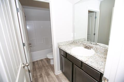 423 Toronto Cir, Hampton, GA 30228 photo 24
