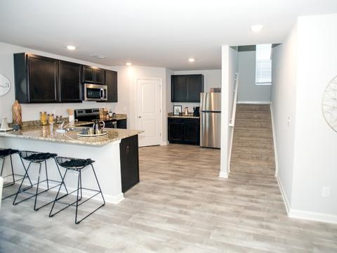 423 Toronto Cir, Hampton, GA 30228 photo 16