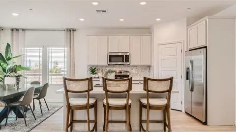 Kitchen - 429 Elbert Crest Ave, Henderson, NV 89015 photo 1 of 2