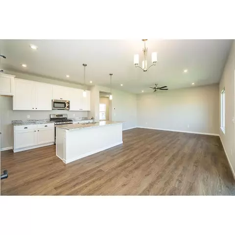 3011 Eagle Branch Cir, O Fallon, MO 63366 photo 17