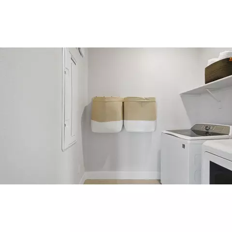 Kitchen - 2120 Lark Way, Dixon, CA 95620 photo 4 of 5