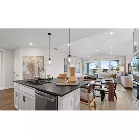 Kitchen - 2120 Lark Way, Dixon, CA 95620 photo 2 of 5