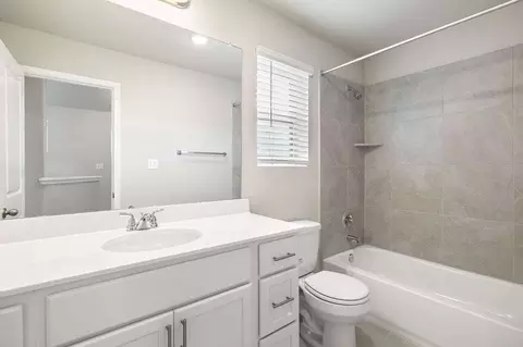 6317 Marsh Ln, Buda, TX 78610 photo 9