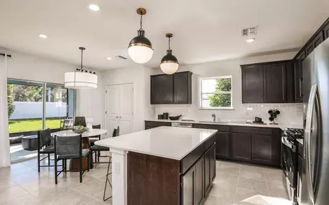 Kitchen - 9769 Crescent Moon Dr, Riverview, FL 33578 photo 3 of 4