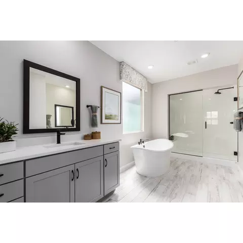 Bath - 7551 E 36th Ln, Yuma, AZ 85365 photo 1 of 5
