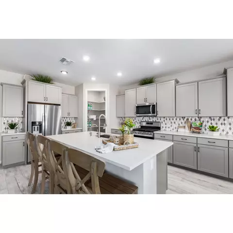 Kitchen - 7551 E 36th Ln, Yuma, AZ 85365 photo 2 of 7