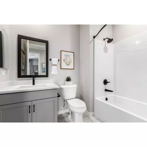 Bath - 7551 E 36th Ln, Yuma, AZ 85365 photo 5 of 5