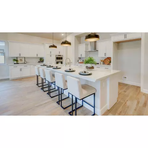 Kitchen - 1638 N Blackwood Ave, Clovis, CA 93619 photo 8 of 12