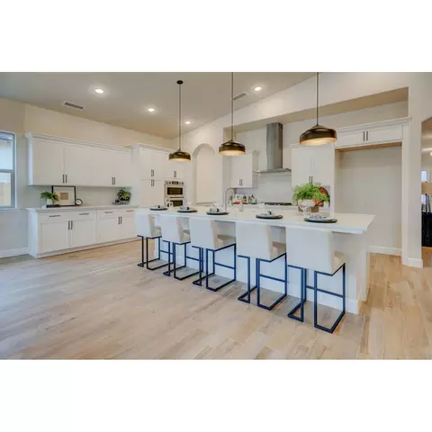 Kitchen - 1638 N Blackwood Ave, Clovis, CA 93619 photo 7 of 12