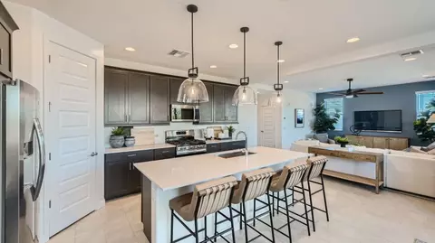 8227 E Petunia Ave, Mesa, AZ 85212 photo 4