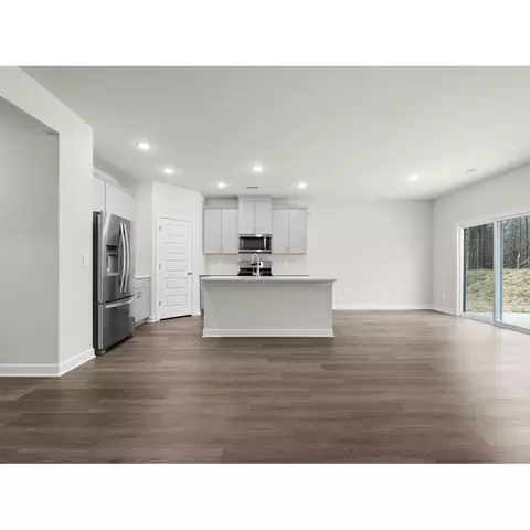 Kitchen - 765 Treeline Rd, Moore, SC 29369 photo 3 of 4