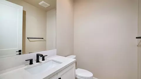 239 Pinnacle, Irvine, CA 92602 photo 7