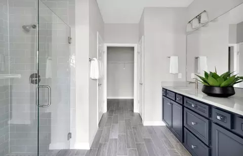 Bath - 424 Ecliptic Loop, Yulee, FL 32097 photo 1 of 4