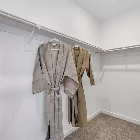 1564 N Mitchell St, Hanford, CA 93230 photo 10