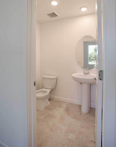 1665 18th St, Oakland, CA 94607 photo 11