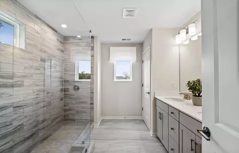 Bath - 2239 Cobble Ct, Monroe, NC 28110 photo 2 of 5