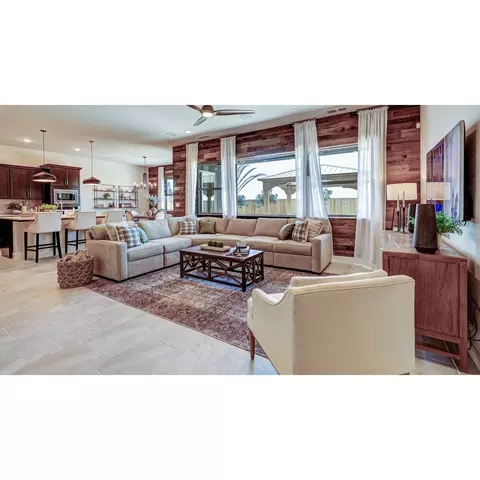 962 Talus Way S, Madera, CA 93636 photo 4