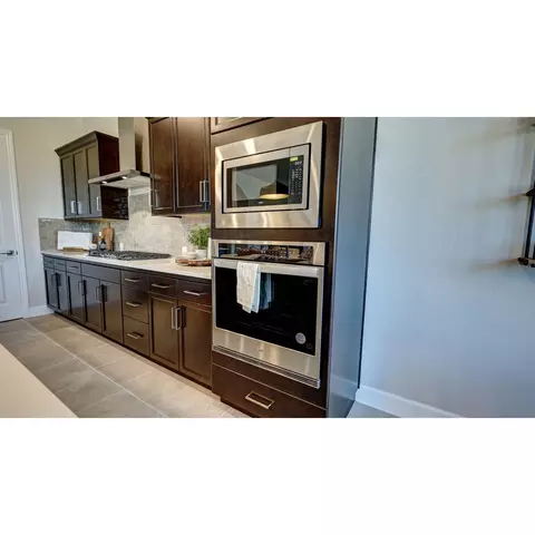 962 Talus Way S, Madera, CA 93636 photo 11