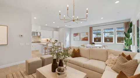 368 Merit, Irvine, CA 92618 photo 4