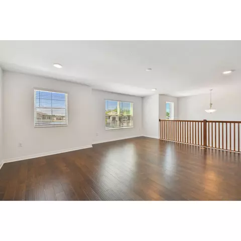 Living - 4909 Eagle Rock Dr, Wimauma, FL 33598 photo 9 of 10