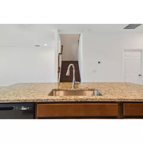 Kitchen - 4909 Eagle Rock Dr, Wimauma, FL 33598 photo 3 of 7