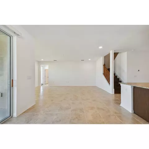 Living - 4909 Eagle Rock Dr, Wimauma, FL 33598 photo 4 of 10