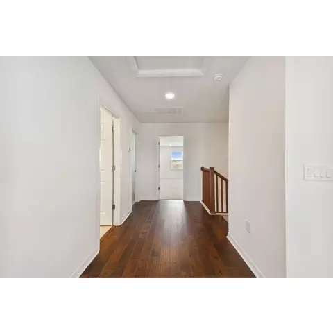 Entry Way - 4909 Eagle Rock Dr, Wimauma, FL 33598 photo 9 of 12
