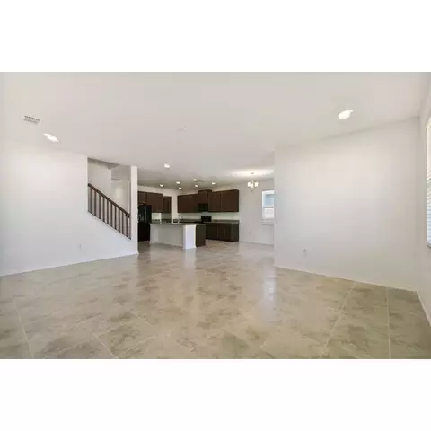 Living - 4909 Eagle Rock Dr, Wimauma, FL 33598 photo 8 of 10