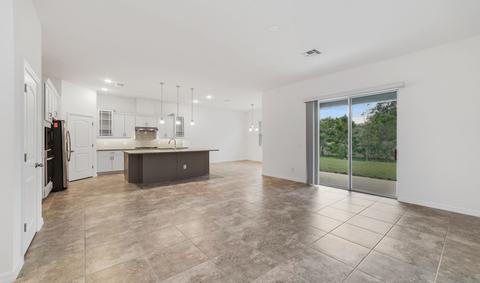 2198 Brillante Dr, Saint Cloud, FL 34771 photo 8