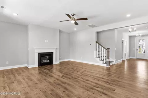 266 Sailor Sky Way, Hampstead, NC 28443 photo 9