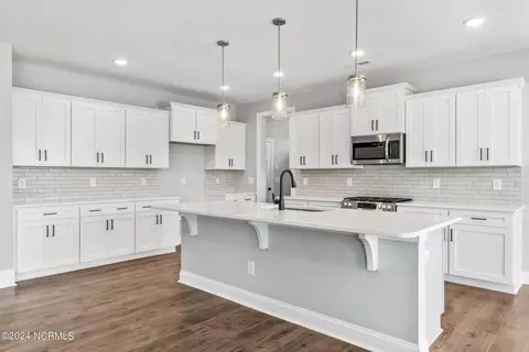 266 Sailor Sky Way, Hampstead, NC 28443 photo 12