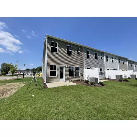 200 Paramount Dr, Smithfield, NC 27577 photo 9