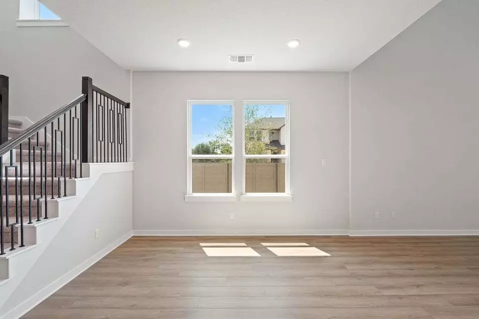 Living - 401 Leaning Rock Rd, Georgetown, TX 78628 photo 4 of 11