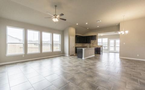659 Cherrystone Loop, Buda, TX 78610 photo 3