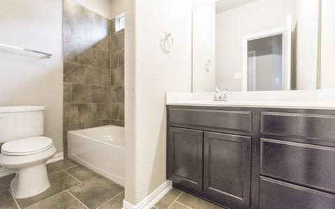 659 Cherrystone Loop, Buda, TX 78610 photo 15