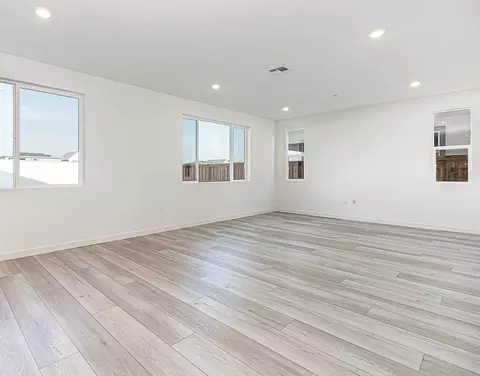 3173 Benetti St, Lathrop, CA 95330 photo 12