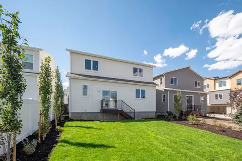 Exterior - 258 E Cedar Mill Ln, Midvale, UT 84070 photo 6 of 7