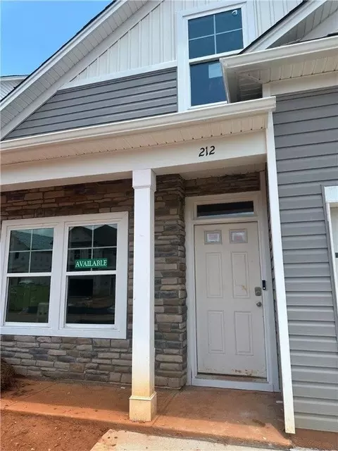 212 Brown Cir, Easley, SC 29642 photo 6
