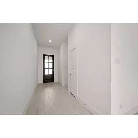 Entry Way - 117 Saddleback Dr, Boyd, TX 76023 photo 1 of 3