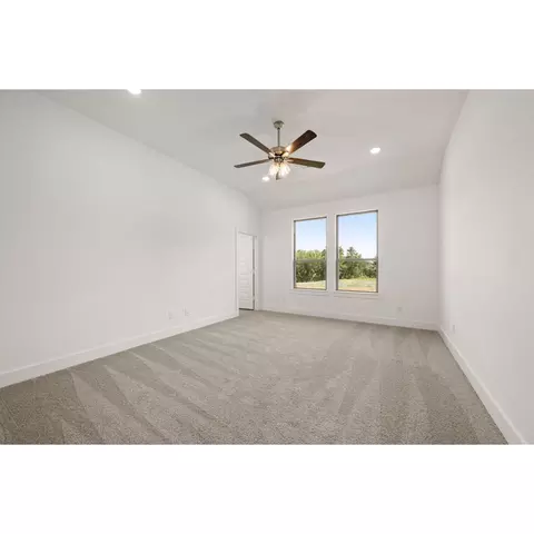 Bedroom - 117 Saddleback Dr, Boyd, TX 76023 photo 1 of 5