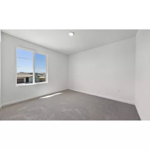 1414 W Clara Ave, Fowler, CA 93625 photo 21