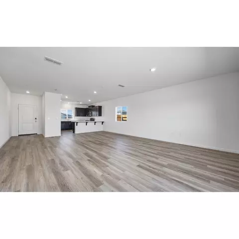 1414 W Clara Ave, Fowler, CA 93625 photo 16