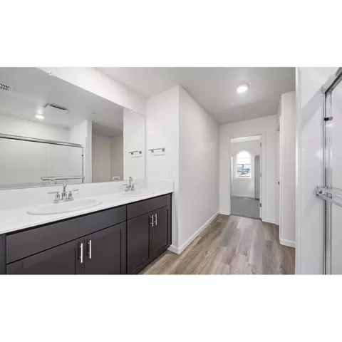 1414 W Clara Ave, Fowler, CA 93625 photo 7
