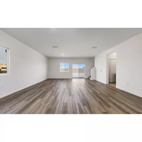 1414 W Clara Ave, Fowler, CA 93625 photo 14