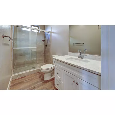 1684 N Greenfield Ave, Clovis, CA 93619 photo 22