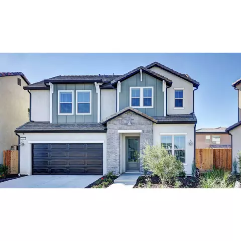 1684 N Greenfield Ave, Clovis, CA 93619 photo 1