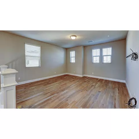 1684 N Greenfield Ave, Clovis, CA 93619 photo 12