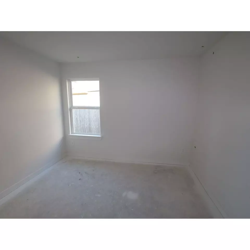 Bedroom - 17078 Pinewood Branch Dr, New Caney, TX 77357 photo 4 of 4